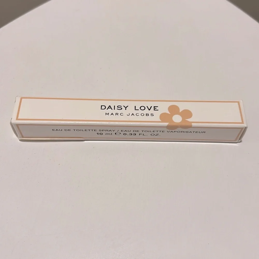 Marc Jacobs Daisy Love Travel Spray